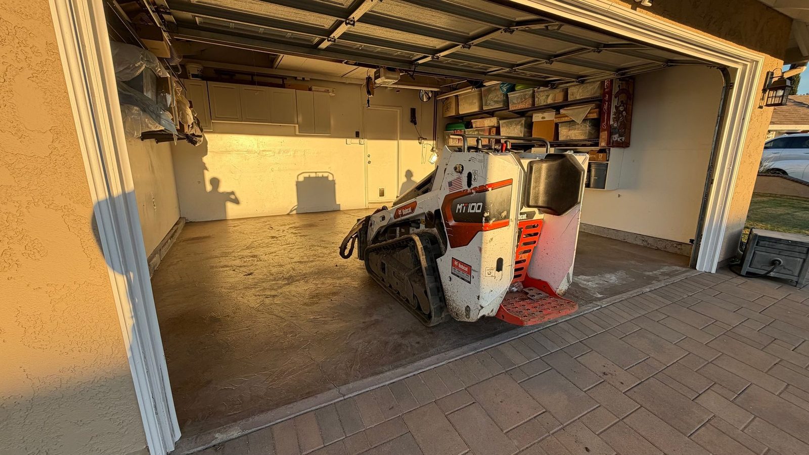 SCL1000 mini track loader on an interior slab demo